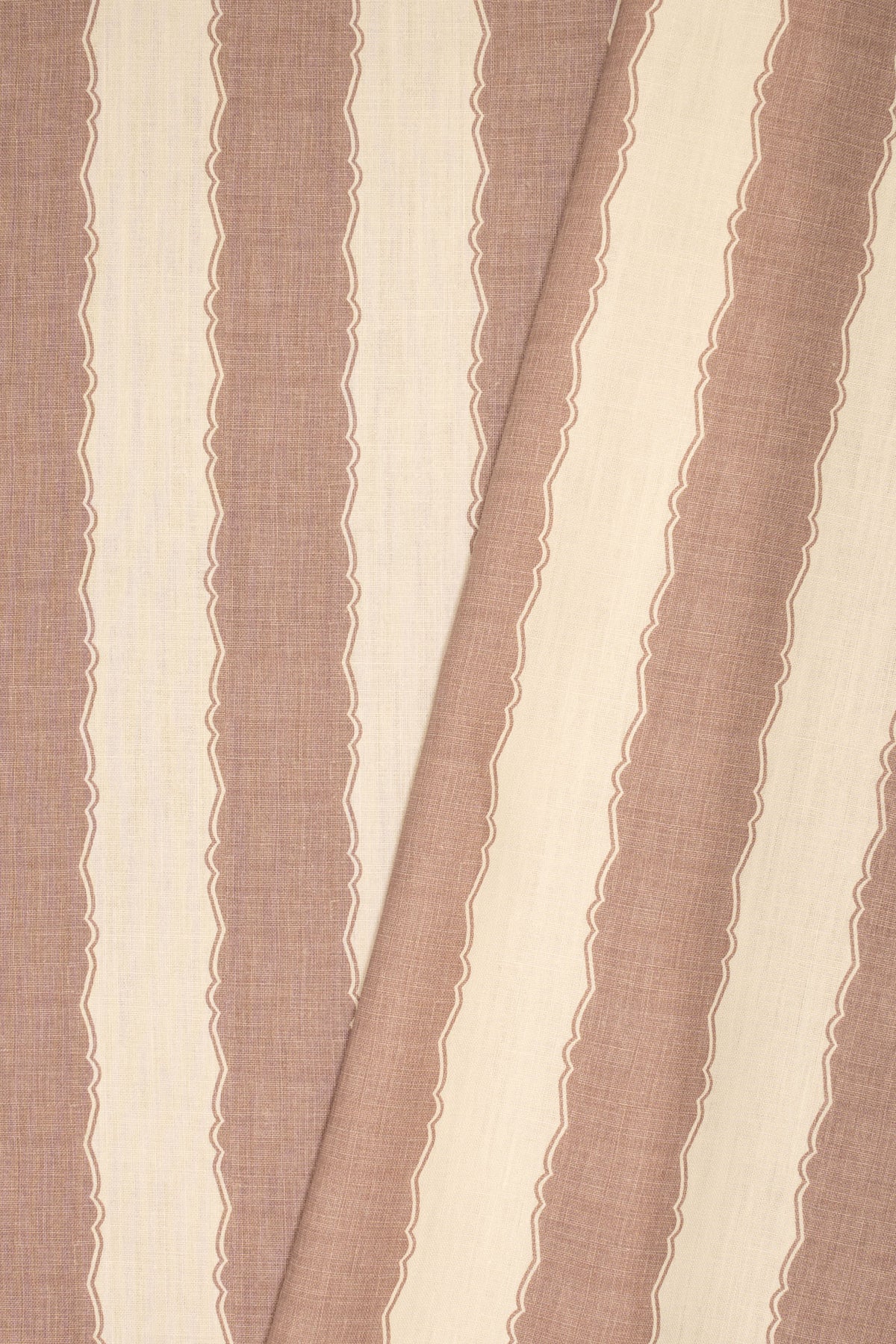 Clouded Lilac_Balcony Stripe Outdoor