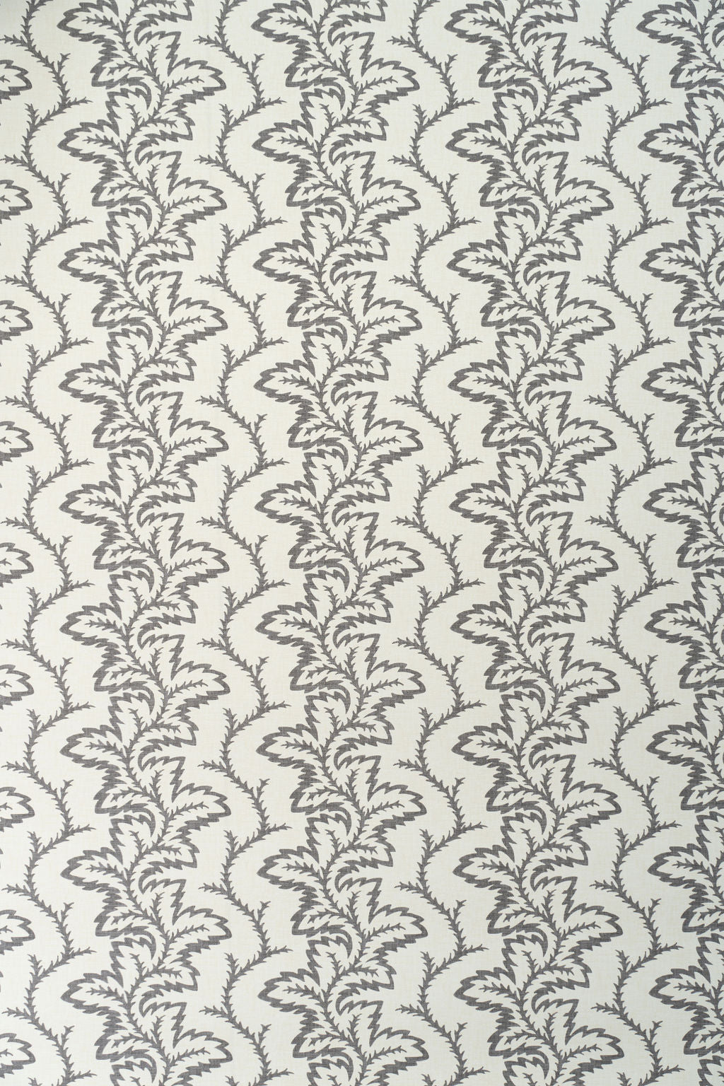 5-dovecote grey_SEAFERN Wallpaper