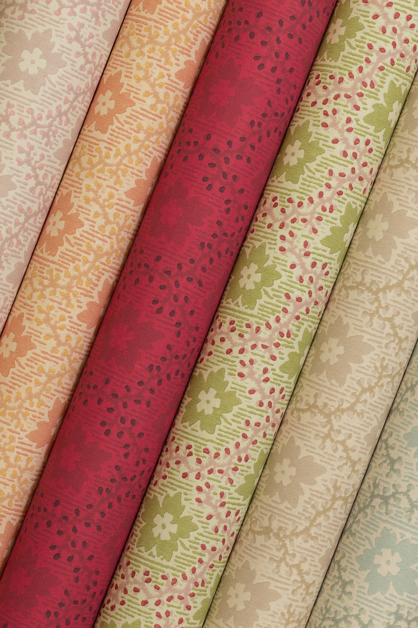 SOAPBERRY wallpaper