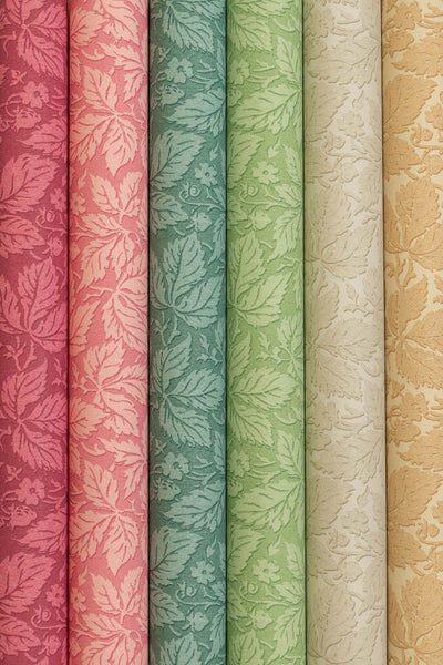 STRAWBERRY WOOD wallpaper