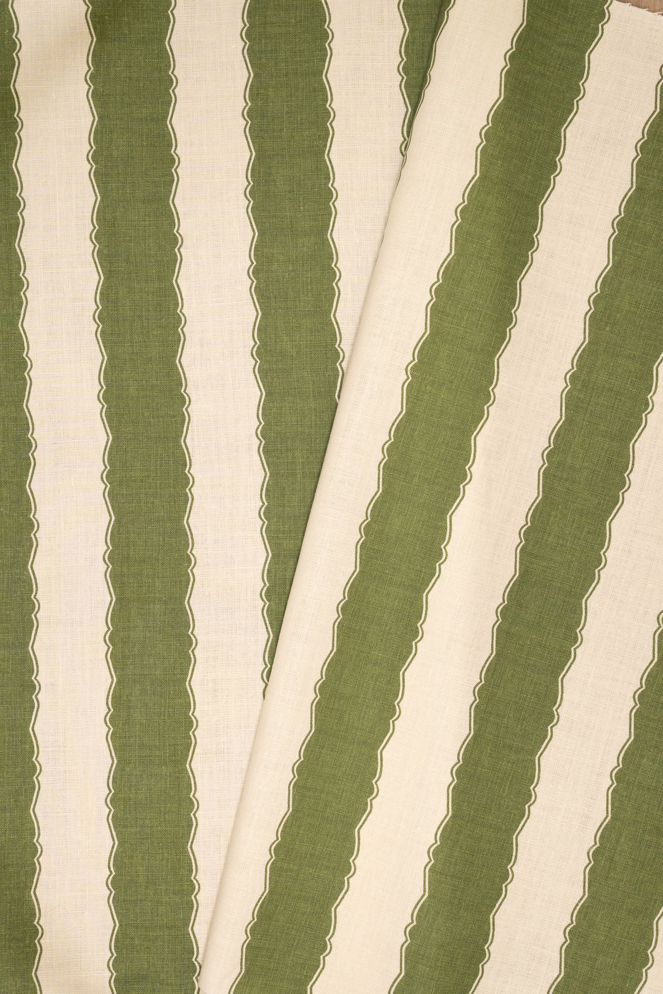 1-new mown green_BALCONY STRIPE