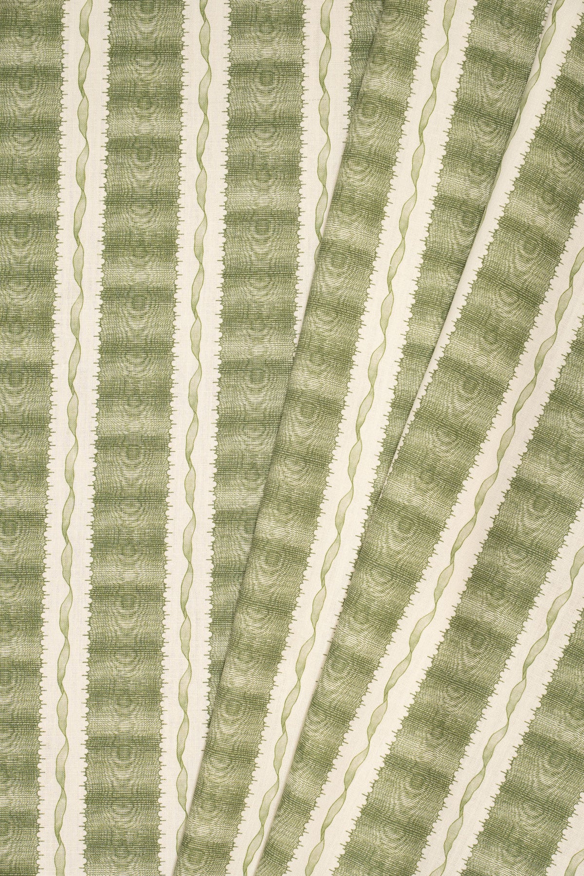 1- new mown green_TWIST & SHOUT
