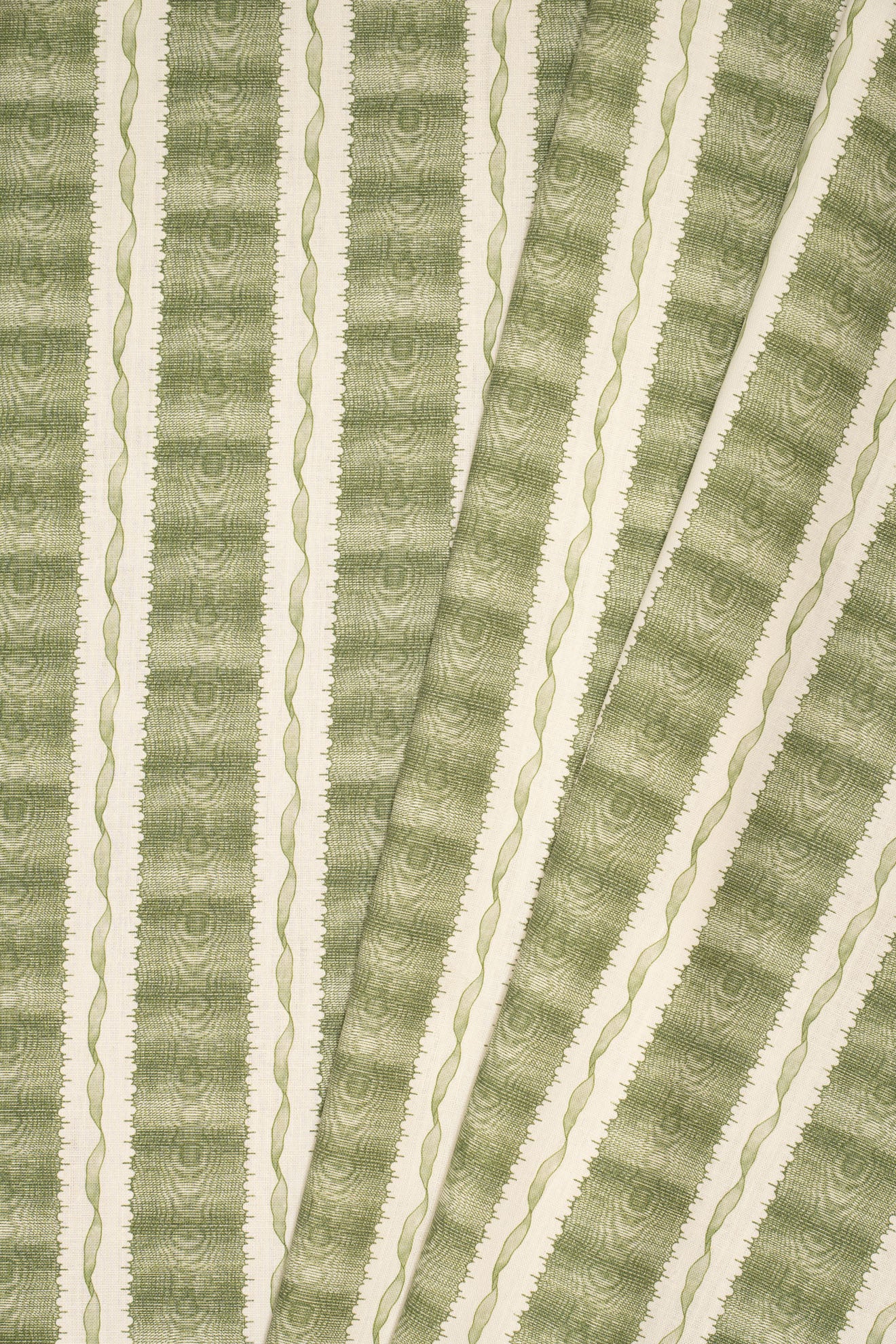 1- new mown green_TWIST & SHOUT