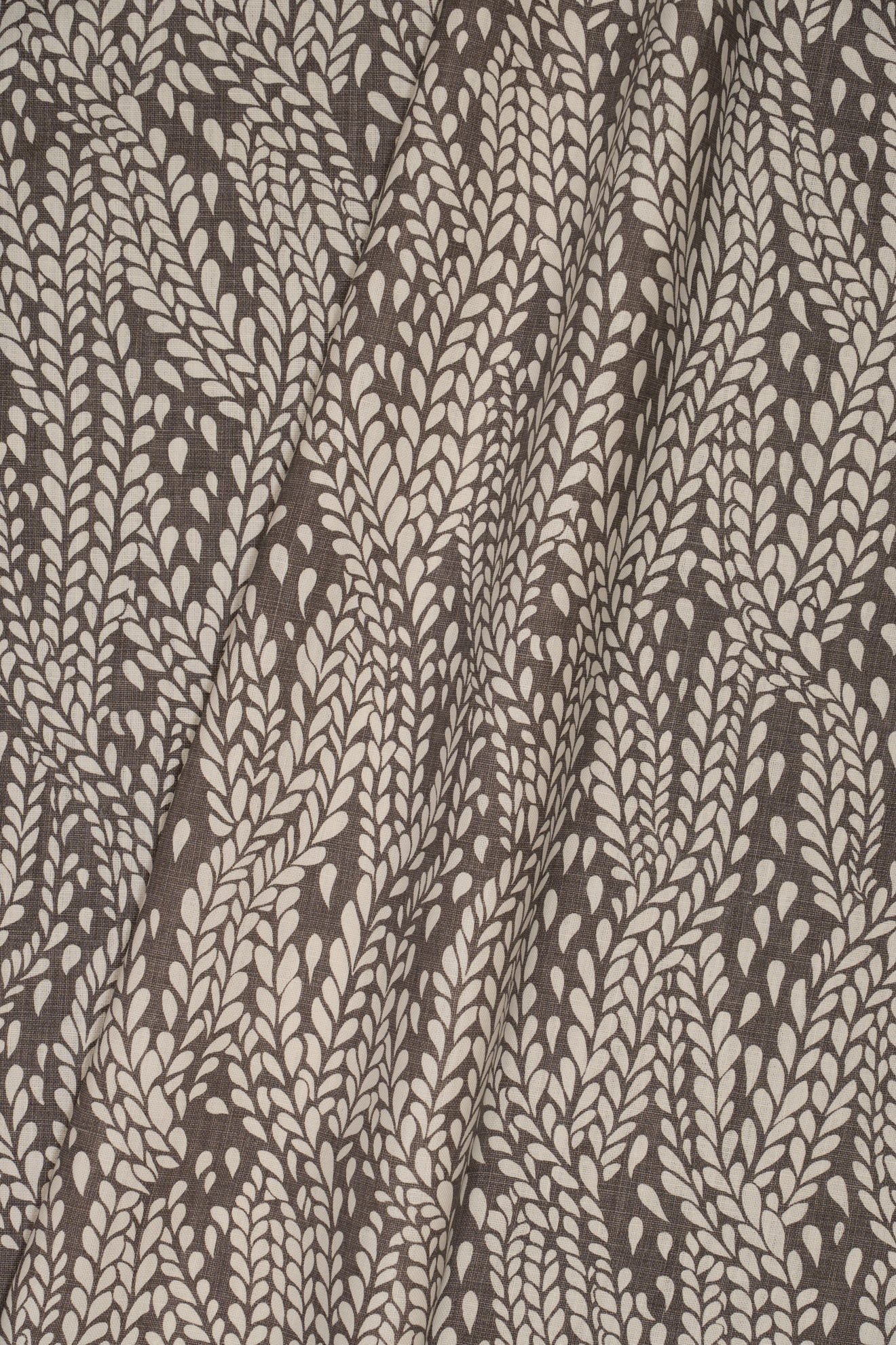 6- thatched roof taupe_WINTER WHEAT