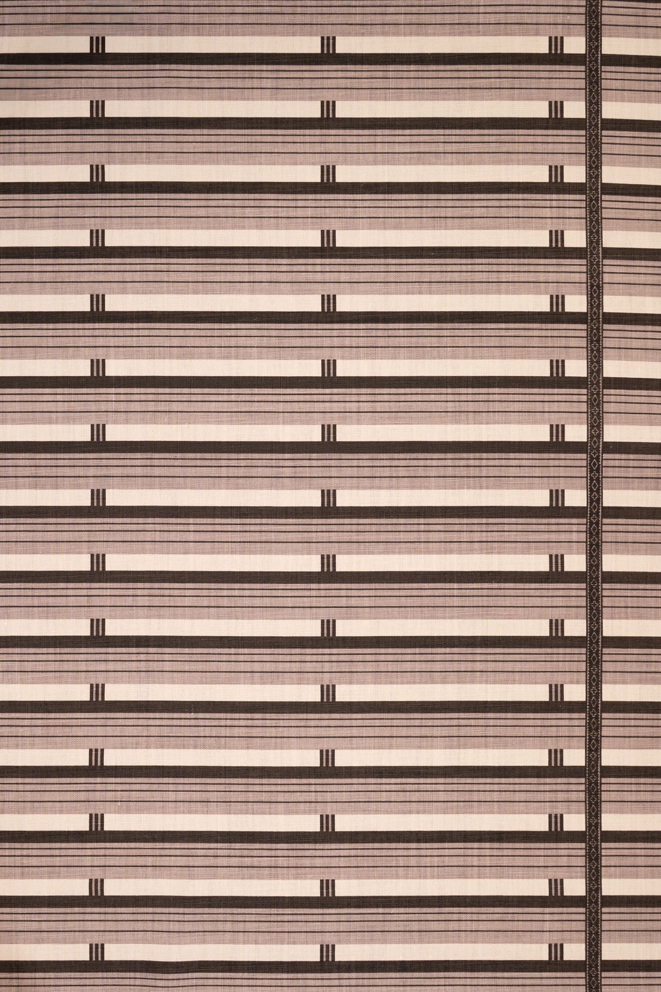 5- dovecote grey_SHUTTER STRIPE