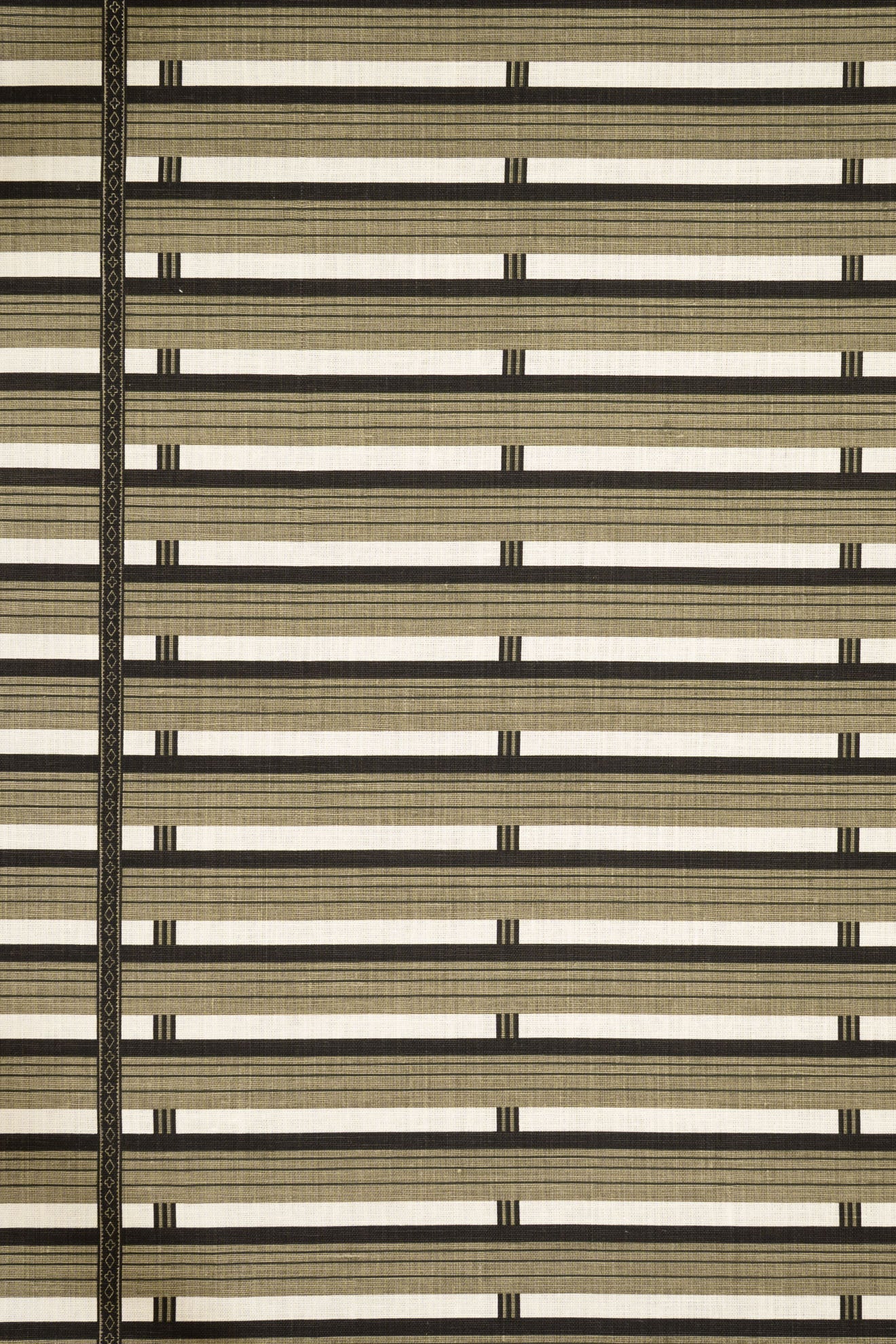 9- green olive_SHUTTER STRIPE