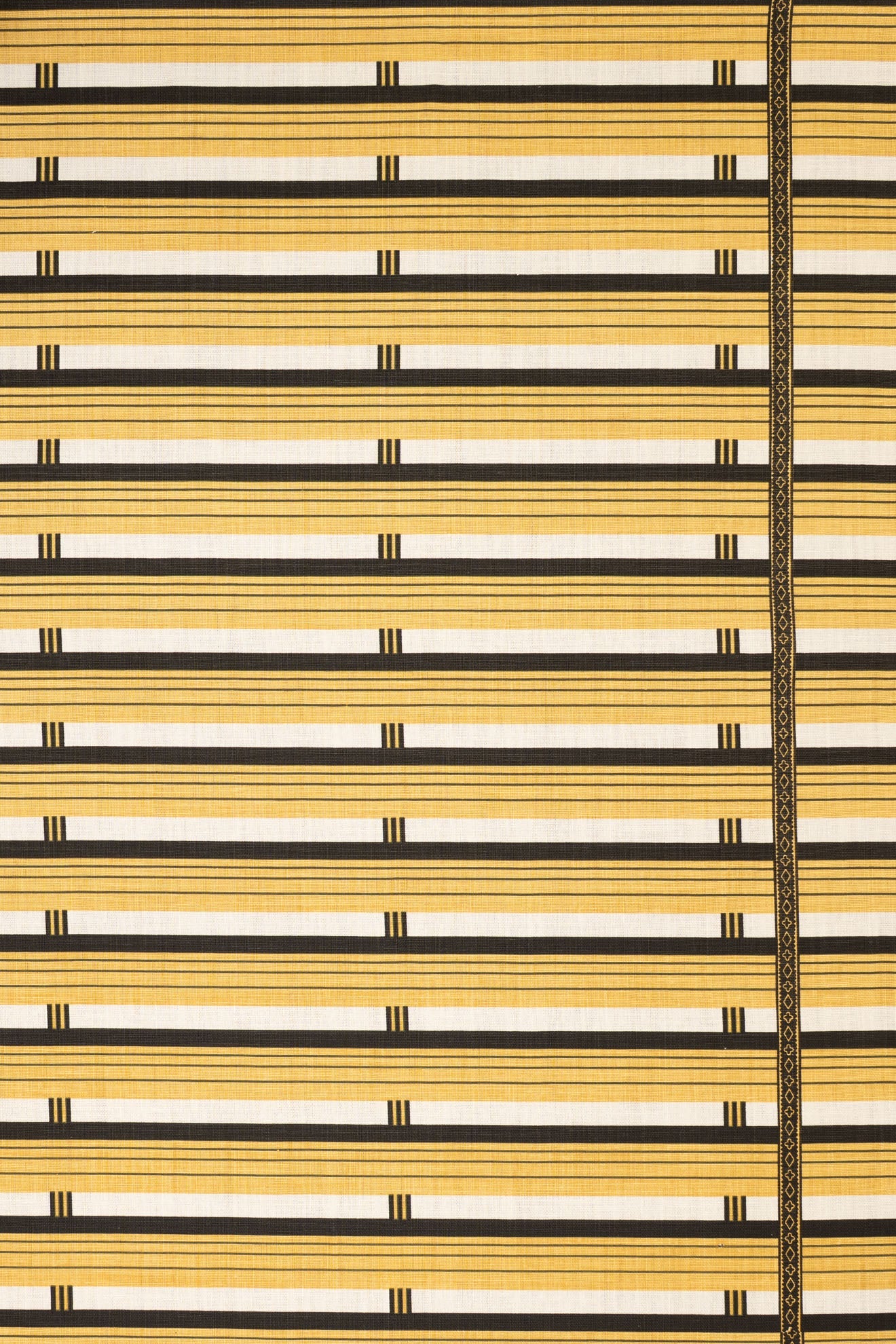 2-haystack yellow_SHUTTER STRIPE