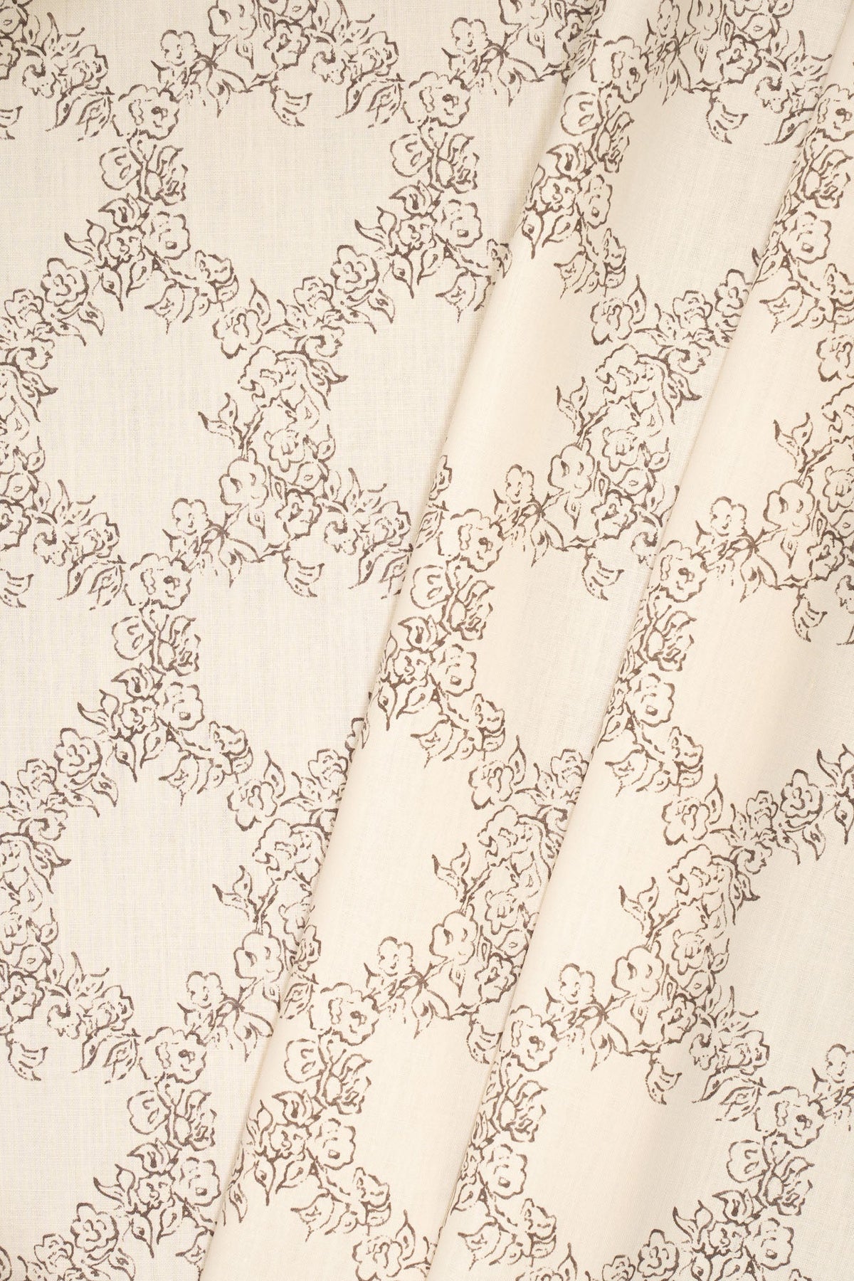 6- thatched roof taupe_MIDDAY LACE