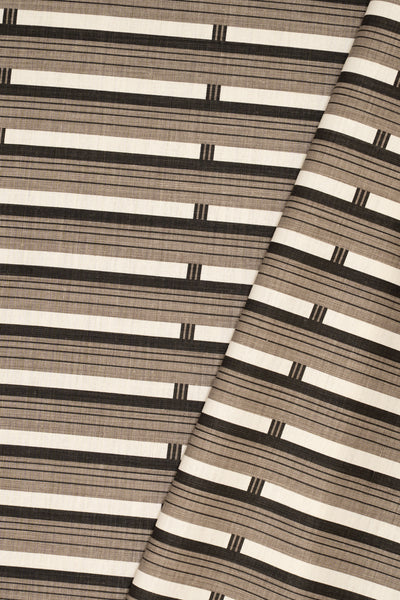 6-THATCHED ROOF TAUPE_Shutter Stripe