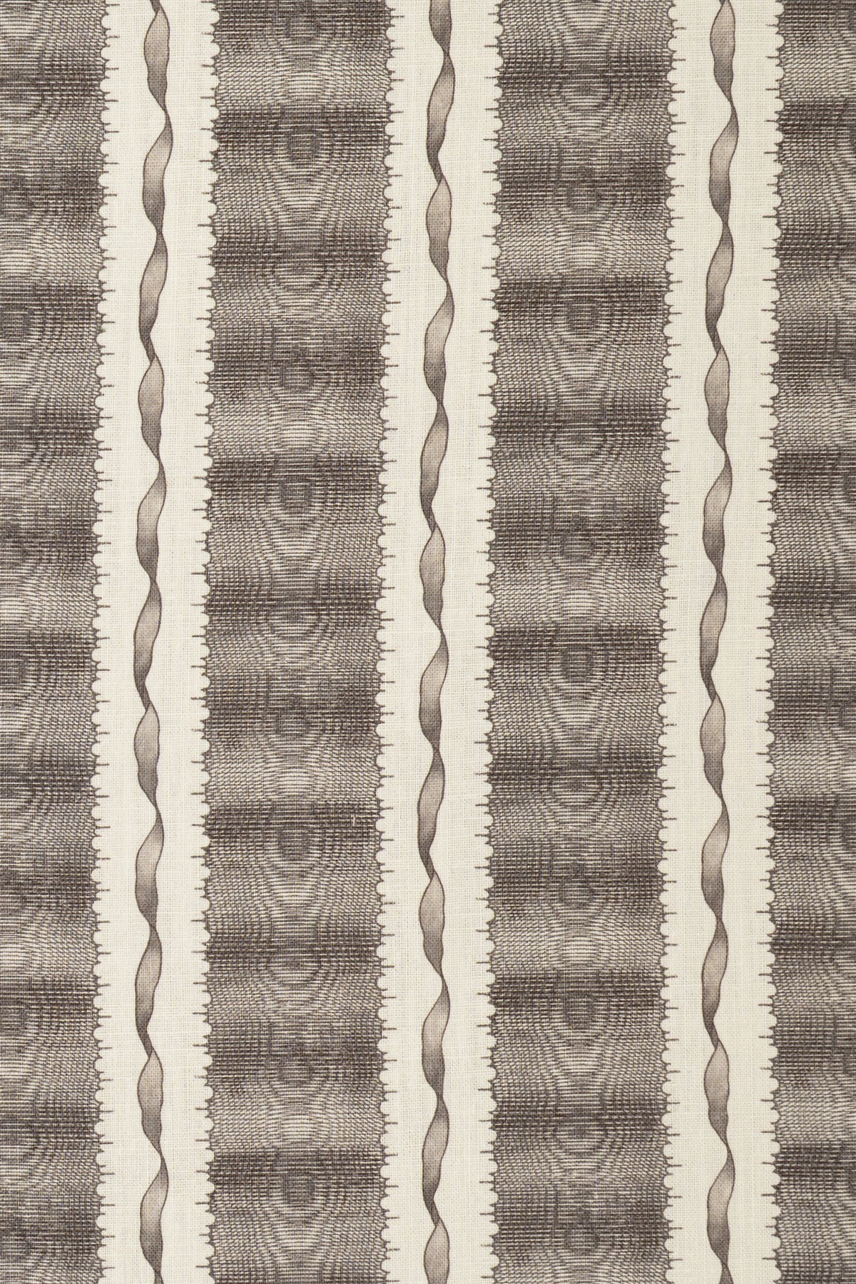 6-THATCHED ROOF TAUPE_TWIST & SHOUT