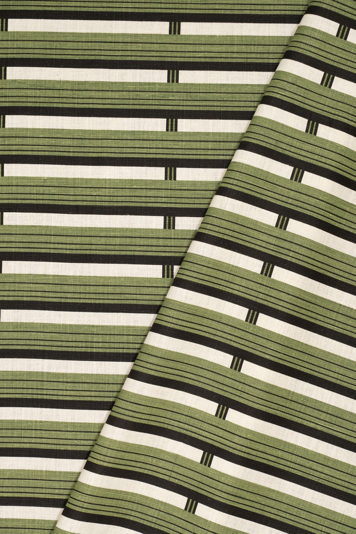 1- new mown green_SHUTTER STRIPE