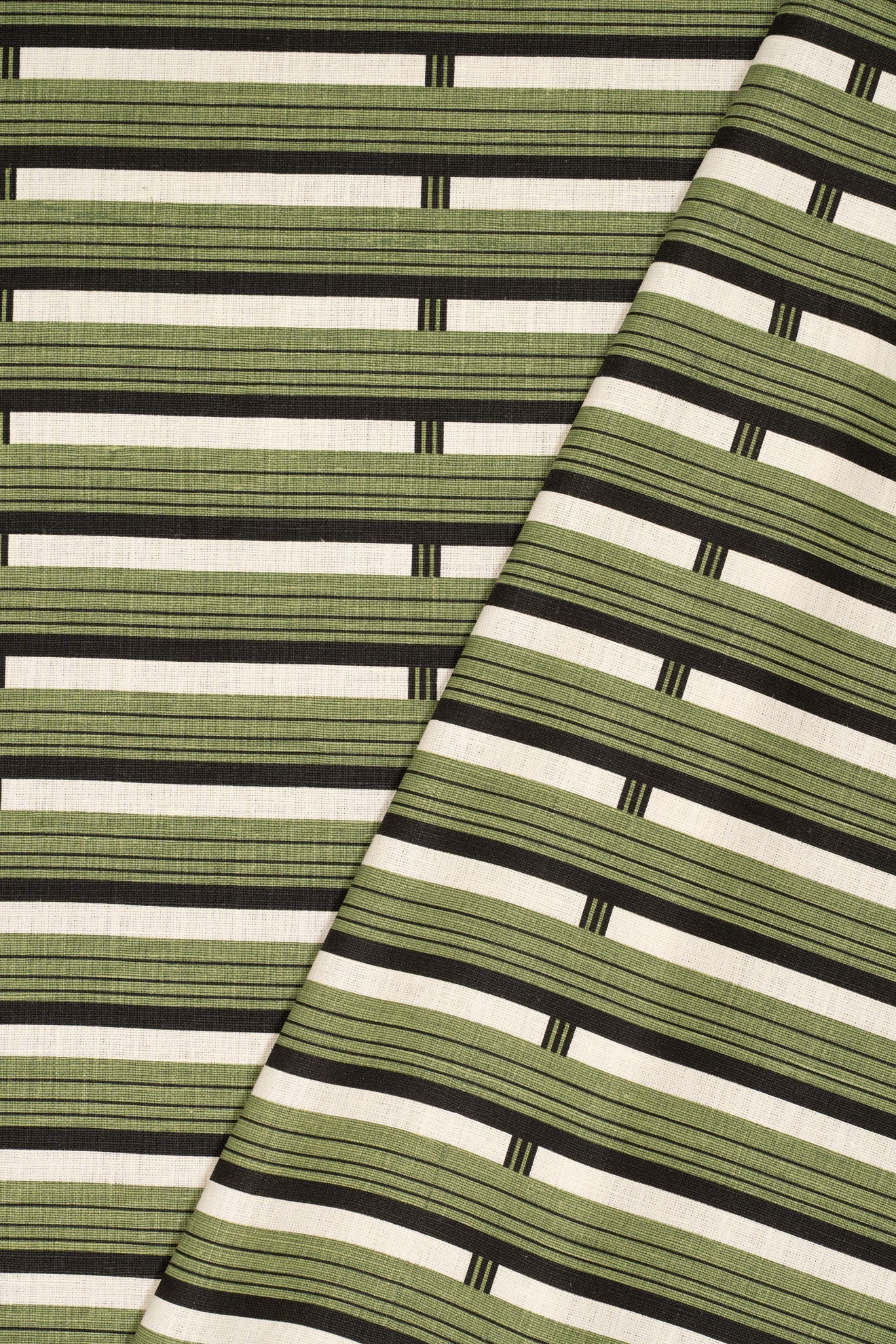 1- new mown green_SHUTTER STRIPE